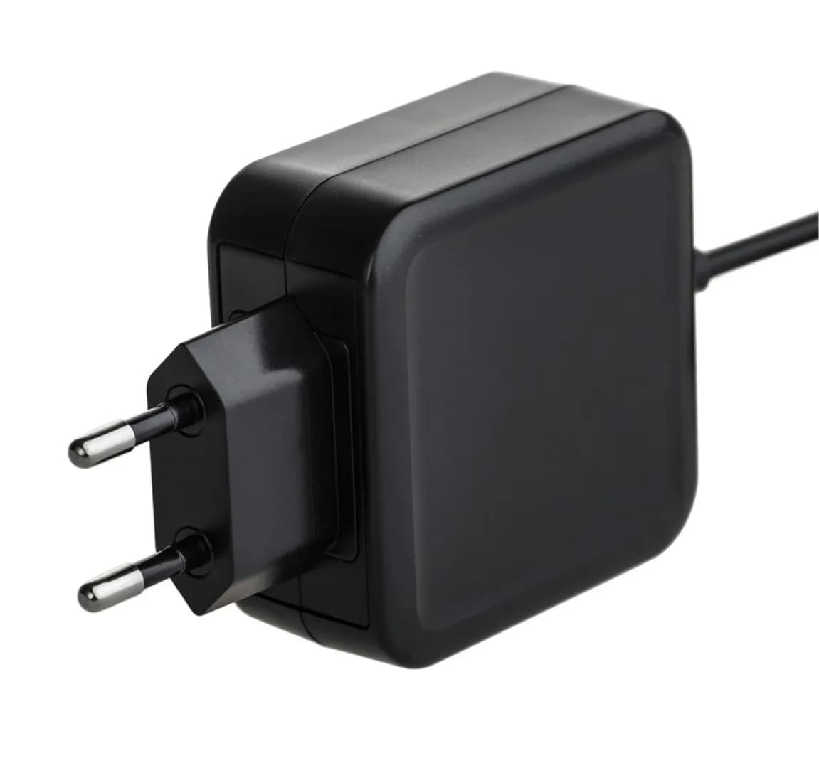 Akyga ZASILACZ SIECIOWY USB C 65W 5-20V AK-ND-70, zdjęcie 1 z 4
