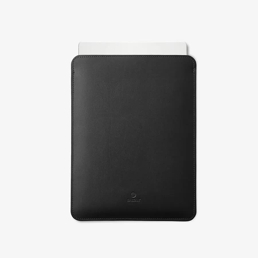 Baltan Etui skórzane Premium do MacBooka Pro 14" czarne, zdjęcie 1 z 4