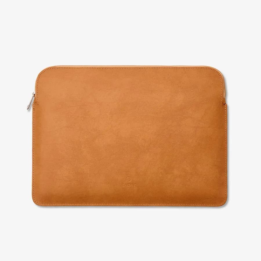 Baltan Etui skórzane z zamkiem do MacBooka Pro 14" M5 brązowe, zdjęcie 1 z 4