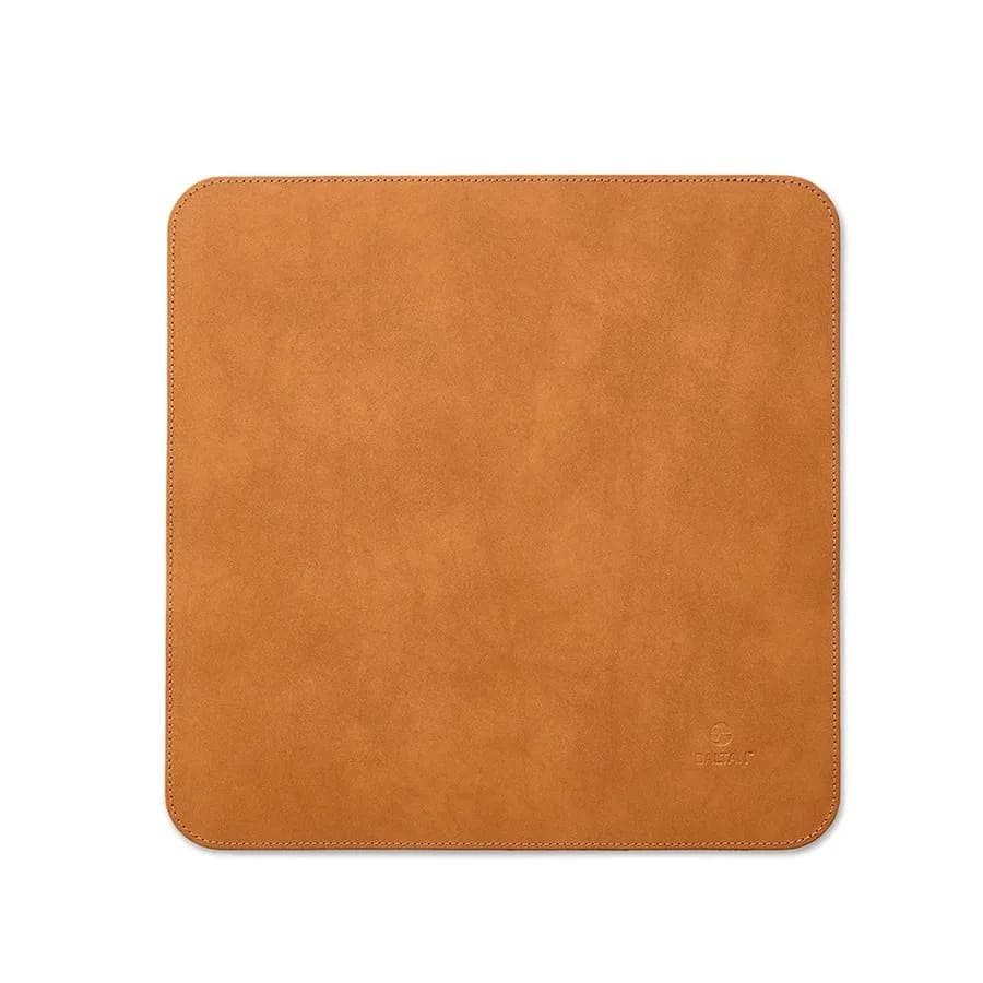 Baltan Podkładka pod mysz skórzana 30×30 cm brązowa (M), zdjęcie 1 z 4
