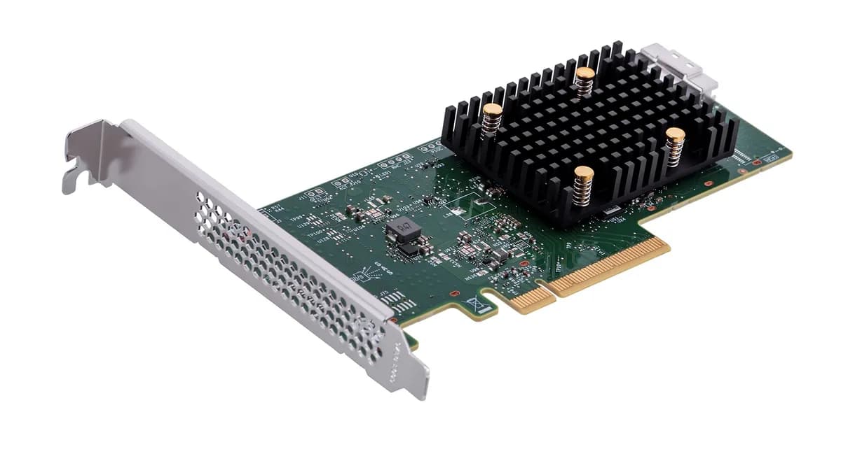 Broadcom karta HBA 9500-8i 12Gb/s SAS/SATA/NVMe PCIe 4.0, 1 x8 SFF-8654, zdjęcie 1 z 5