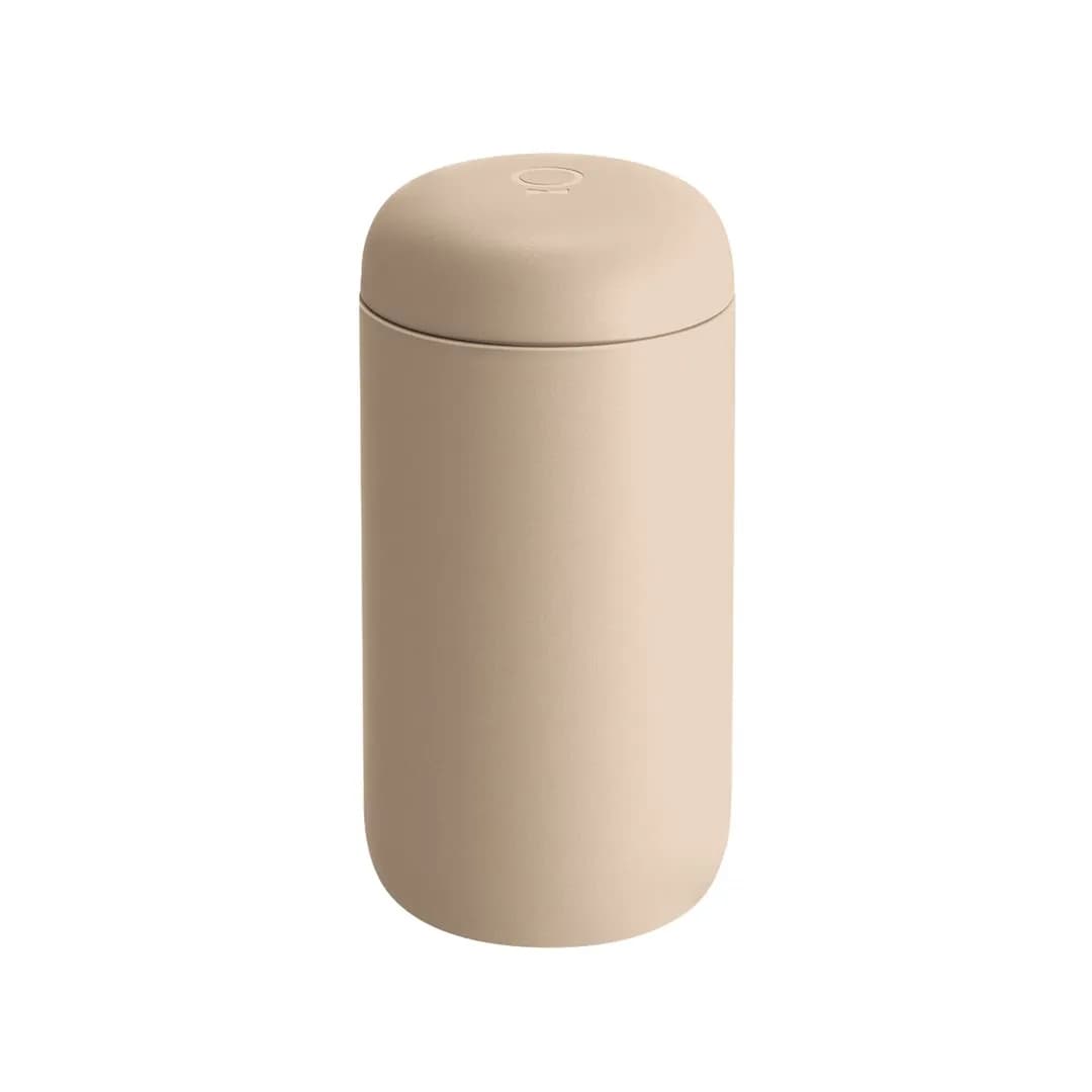 Fellow Kubek termiczny 355 ml Carter Move Mug piaskowy, zdjęcie 1 z 4