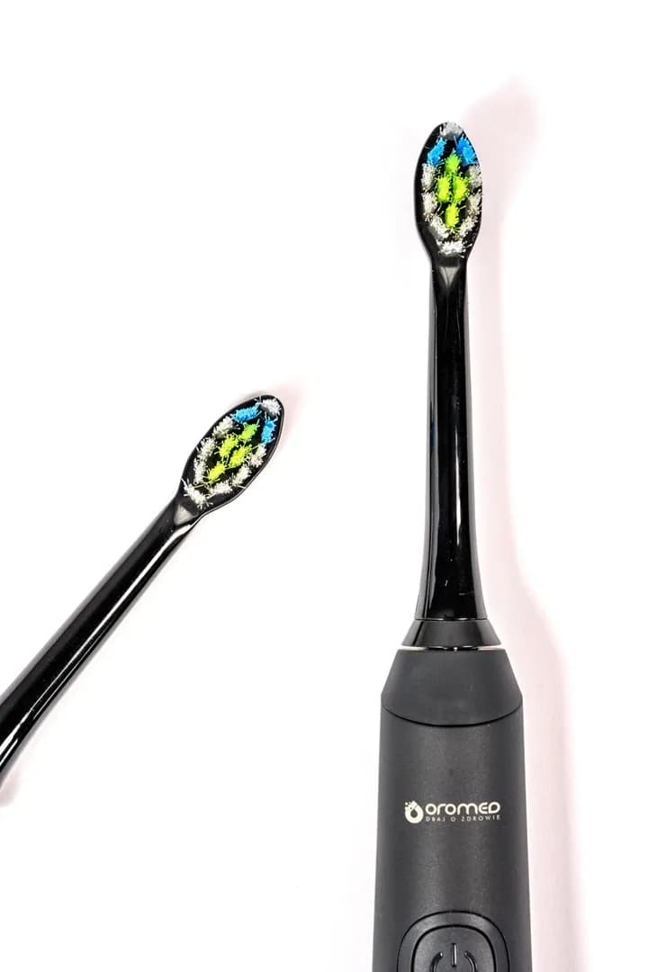 Oromed Szczoteczka soniczna ORO-SONIC PROFESSIONAL BLACK, zdjęcie 1 z 4